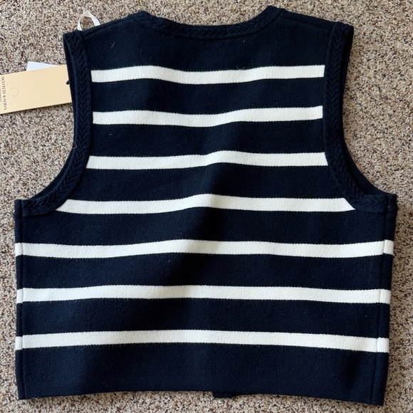 NWT Scotch & Soda Black and White Striped Knit Vest - Picture 3 of 3